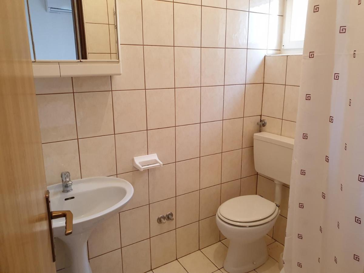 Apartments And Rooms With Parking Space Metajna, Pag - 4120 Bagian luar foto