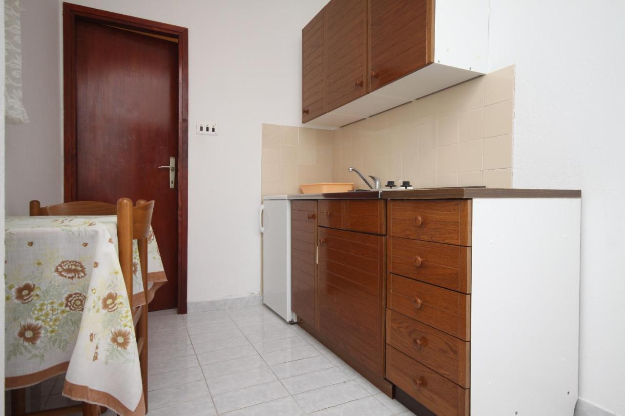 Apartments And Rooms With Parking Space Metajna, Pag - 4120 Bagian luar foto