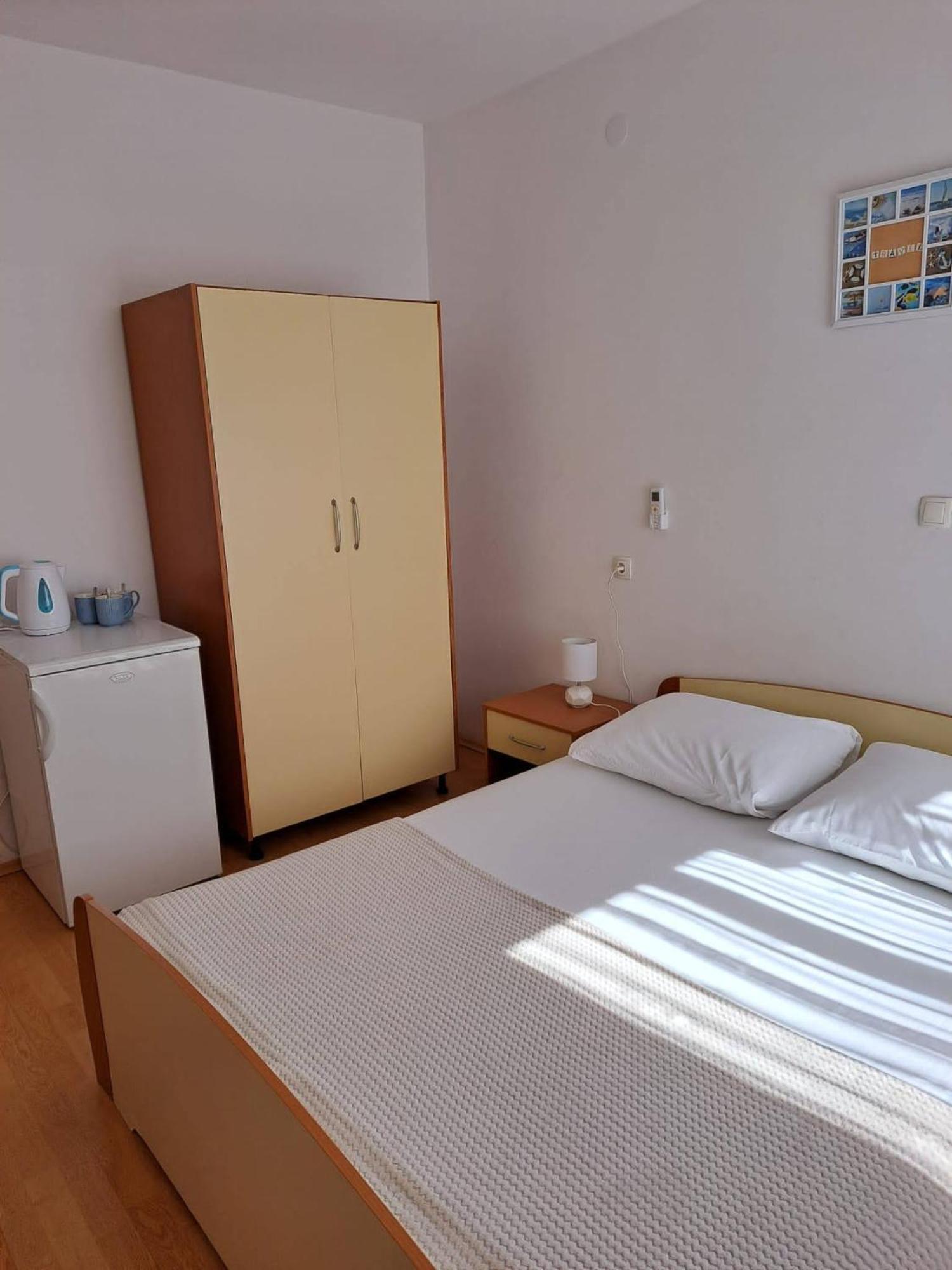 Apartments And Rooms With Parking Space Metajna, Pag - 4120 Ruang foto